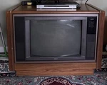 Vintage Rca Colortrak Console Tv - 1980S Retro Wood Cabinet ,tested & Working. Fixed Price $499.00.