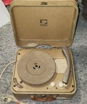 Rca Victor Portable Record Player 1950S Suitcase Bakelite Handle Parts Restore. Fixed Price $42.50.