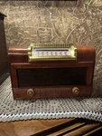 Vintage Bendix Wood Tube Radio W/ Gold Top Dial 1940'S-WORKING- Mcm. Fixed Price $99.99.