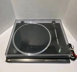 Vintage Technics SL-QD33 Quartz Direct-drive Fully Automatic Turntable. Fixed Price $160.00.