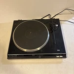 Fisher MT-272 Studio Standard Servo Drive Turntable. Spins. Read. Fixed Price $33.19.