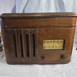 1946 Truetone D1170-B 5 Tube Elect. Am Radio Phonograph Wood Cabinet Rare Model. Fixed Price $268.90.