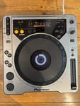 Pioneer CDJ800 MK2 Turntable MP3 / Digital Media Player. Fixed Price $162.00.
