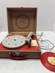 Vtg Spear 78 Portable Record Player W/phonograph Needles & Red Tan Works!. Fixed Price $42.00.
