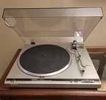 Technics SL-Q200 Quartz Direct Drive Automatic Turntable Shure M99E Cartridge. Fixed Price $189.95.