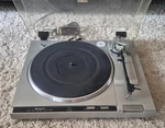 Hitachi HT-50S Quartz Lock Direct Drive Turntable Record Player Made In Japan. Fixed Price $150.00.