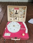 Vintage Doctor Dolittle Electric Phonograph Record Player Spear 44800 Rare Works. Fixed Price $36.48.