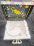 Vintage Vanity Fair Elephants Toy Record Player Tested & Working 7IN 45RPM Vinyl. Fixed Price $30.00.
