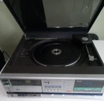 Vintage Lloyd's Am/fm Stereo Receiver/cassette Tape Player/turntable R616. Fixed Price $122.27.
