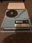 Vintage Zenith B505B Solid State Portable Record Player 33 & 45 Rpm Blue. Fixed Price $69.99.