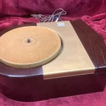 Vintage Rca Victor 6J Two Tone 78LP Turn Table Record Player Phonograph Deco!. Fixed Price $99.00.