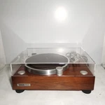 Yamaha GT-2000L Turntable Quartz Locked Direct Drive Vinyl Record Player Japan. Fixed Price $2195.80.