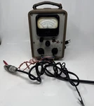 Hewlett Packard 410B Vacuum Tube Voltmeter With Probes Powers - Blows Fuse. Fixed Price $149.99.