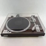 Hitachi HT-550 2-SPEED Direct Drive Turntable. Fixed Price $449.99.