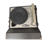 Hamilton Electronics Model 930 Vintage Record Player & Peter Pan Lot. Fixed Price $59.97.