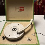 Imperial "party-time" Model No. Ed 100 Record Player Turntable Green White Case. Fixed Price $30.00.