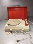 Vintage Zenith Turntable Model Y504. Fixed Price $18.99.