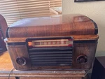 1940'S Rca Victrola Radio Phonograph 65U Restored, Includes 10 78 Speed Records. Fixed Price $425.00.