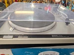 Technics SL-Q2 Direct Drive Automatic Turntable Tested Work. Fixed Price $370.00.