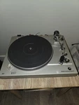 Mcs 6710 Belt Drive Turntable 33/45RPM Multiple Play. Fixed Price $150.00.