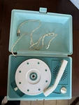 General Electric V181K Blue Portable Record Player - Works!. Fixed Price $38.00.