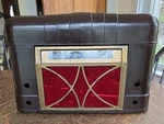 Vintage Admiral Model 7RT41-N 78RPM Bakelite Am Radio Record Player Body Only. Fixed Price $30.00.