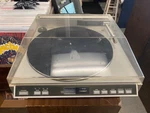 Realistic LAB-2000 Linear Tracking Auto. Turntable (parts And/or Repair Only).. Fixed Price $199.99.
