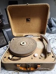 Rca Victor Victrola Suitcase Vacuum Tube Phonograph 7-EMP-2KK. Fixed Price $79.00.