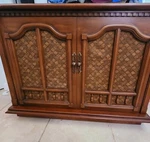 1960'S Magnavox Astro Sonic Radio/record Player. Doesn't Turn On.. Fixed Price $450.00.