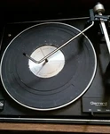Vintage Garrard Synchro-lab M-440 Turntable Phonograph Works, Selling Parts. Fixed Price $195.00.