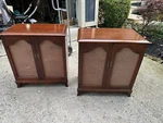 Late 1950S Mid Century Modern Dark Brown Rca Victor Record Player SHC-7 Model. Fixed Price $400.00.