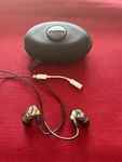 Shure SE425 Sound Isolating In-ear Stereo Headphones. Fixed Price $200.00.