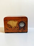 1937 Montgomery Ward Airline Indian Head Tube Radio Art Deco Wooden Electronics. Fixed Price $364.00.