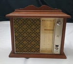 Vtg Am/fm Solid State Tabletop Radio Motorola Wood (works!) 60S Royal Oak TT23FS. Fixed Price $100.00.