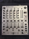 Pioneer DJM-600 Silver Face 4 Channel Mixer Mint Condition.. Fixed Price $325.00.