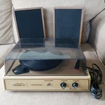 Realistic Clarinette 15 Turntable Record Player With Speakers Plays - See Video. Fixed Price $99.95.