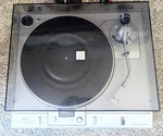 Akai Vintage Turntable Record Player AP-Q50 Quartz Lock W/cover Works. Fixed Price $175.00.